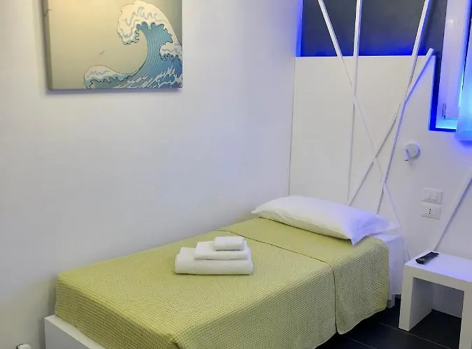 Sunrise בית הארחה 3*